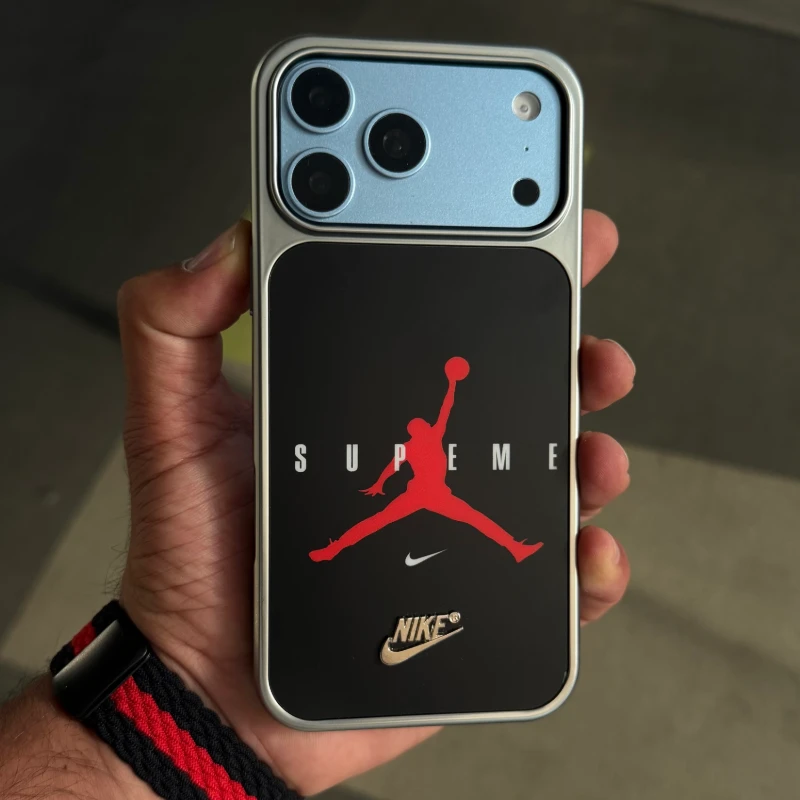 قاب گوشی آیفون jordan nike superme